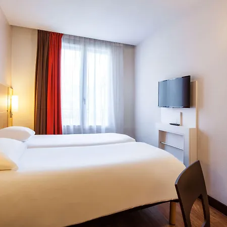 Hotel Ibis Gare De L Est 10ème Parigi