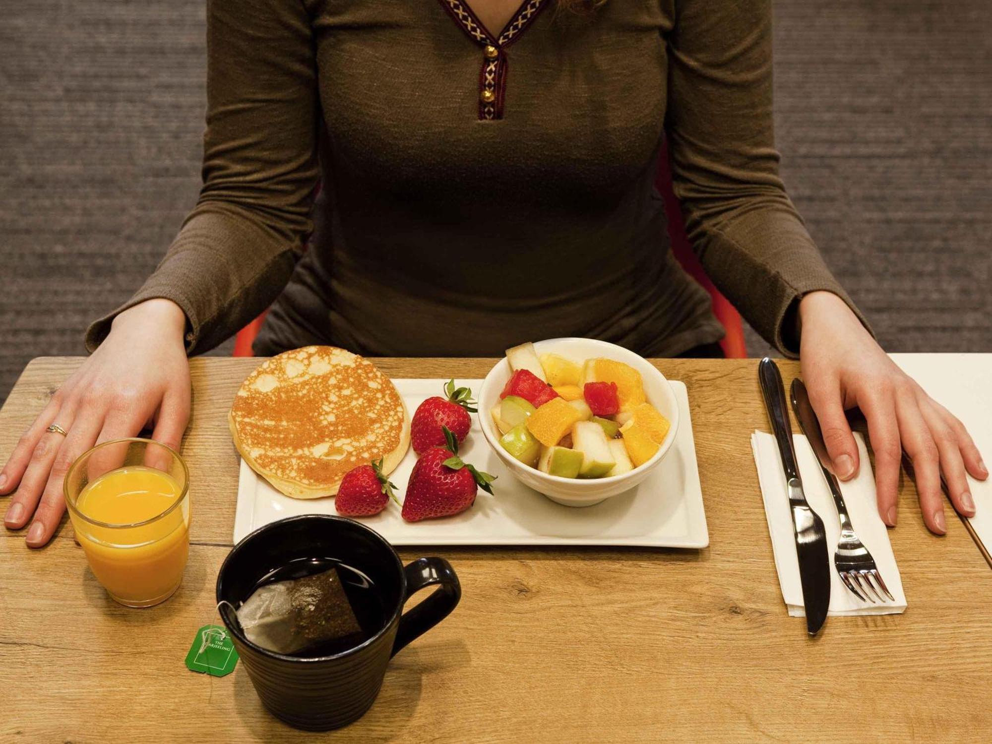 Ibis Gare De L Est 10ème Hotel 3*